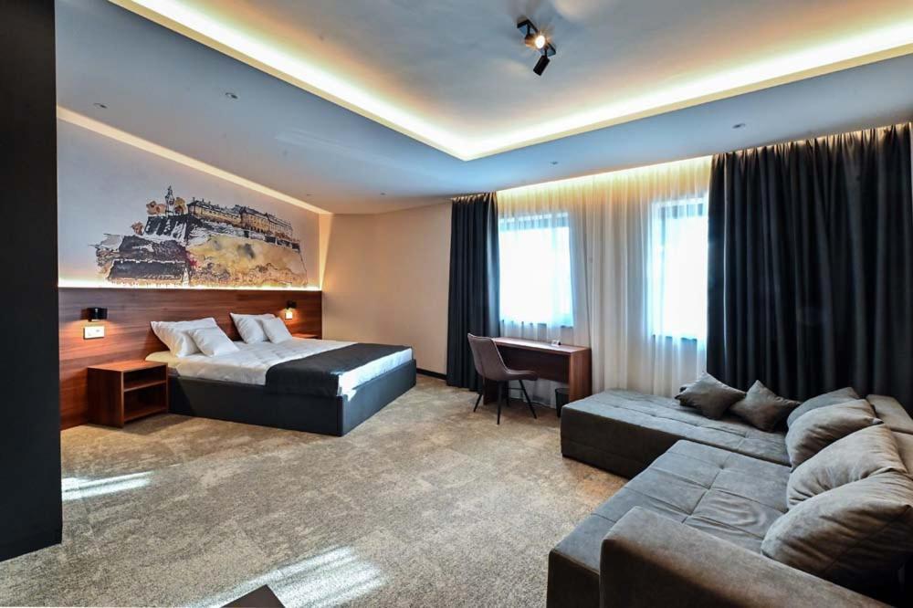 Tvrdjava Rooms - Новий Сад Екстер'єр фото